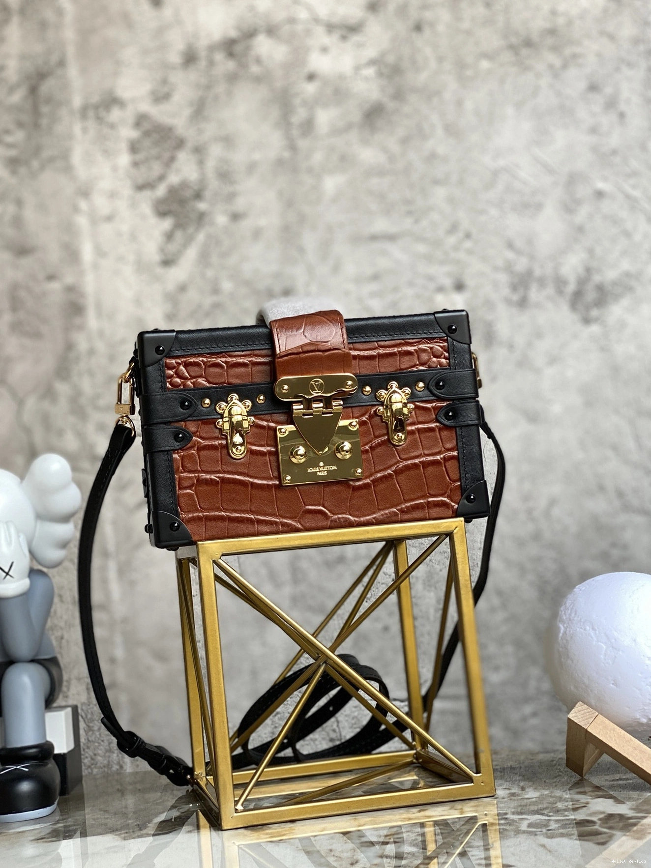 Cheap MALLE VUITTON PETITE LOUIS 0714